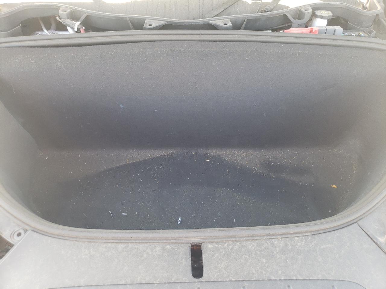 2018 Tesla Model X  Black vin: 5YJXCAE29JF090919