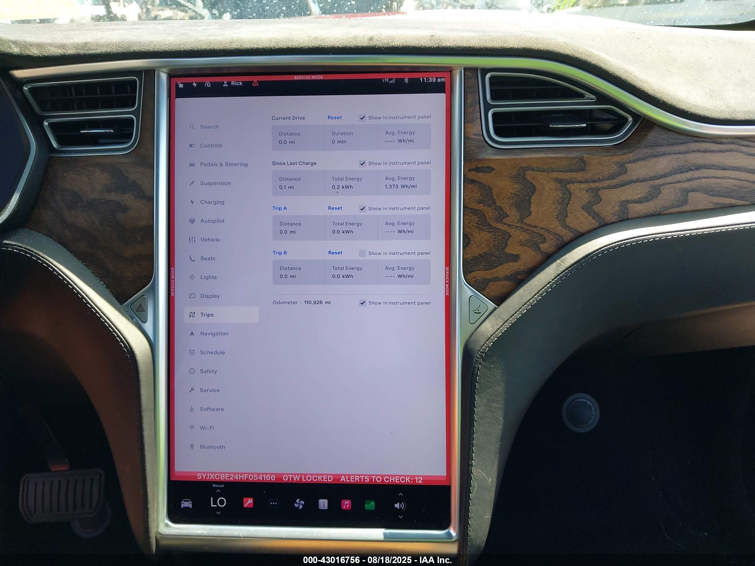 2017 Tesla Model X 100d/75d/90d Red vin: 5YJXCBE24HF054166