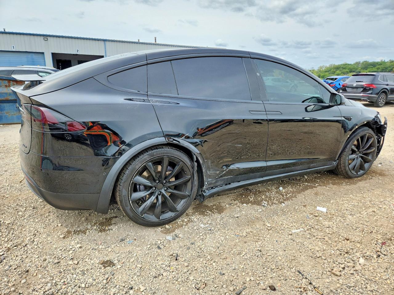 2017 Tesla Model X Black vin: 5YJXCBE27HF048748