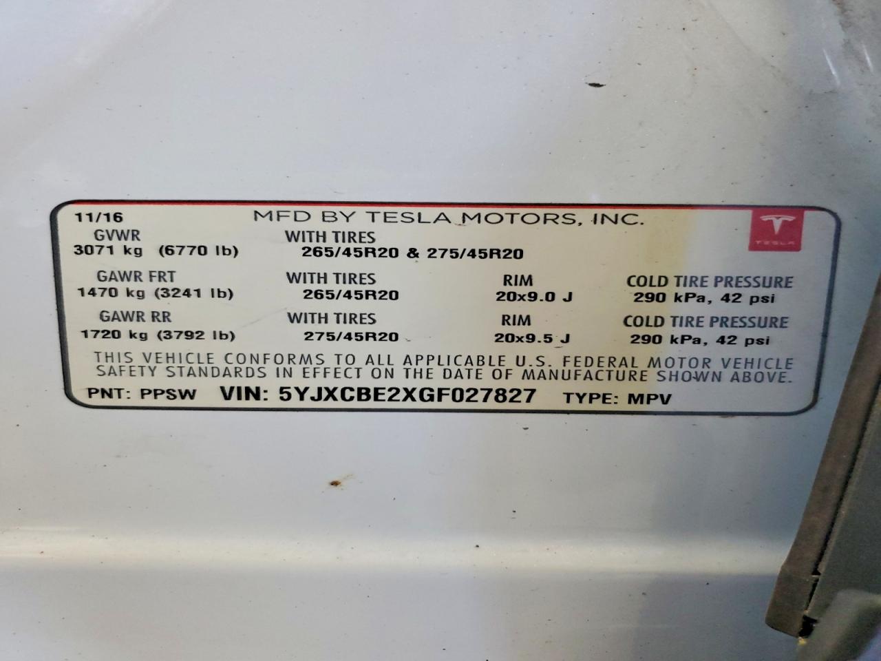 2016 Tesla Model X White vin: 5YJXCBE2XGF027827