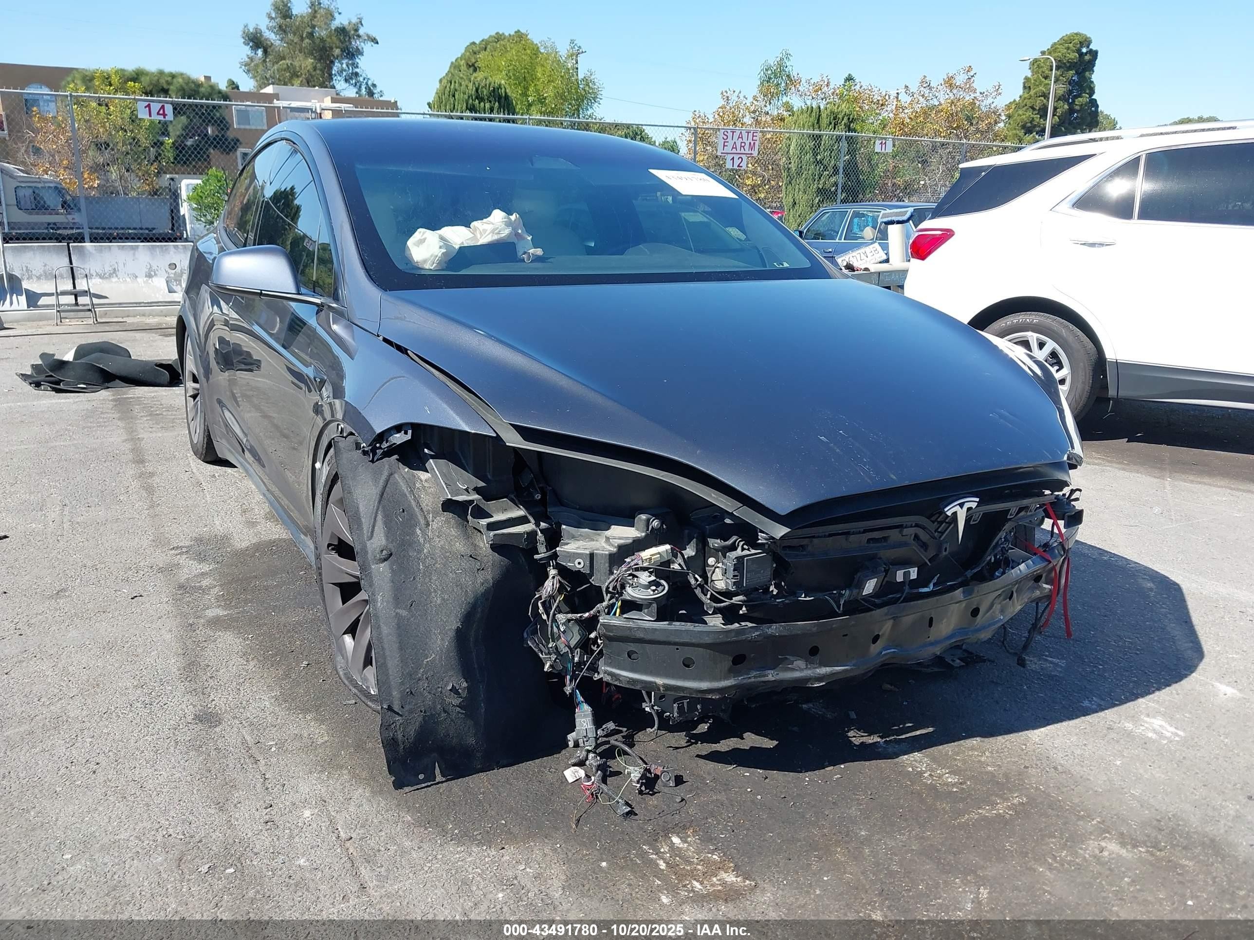 2018 Tesla Model X 100d/75d/p100d Black vin: 5YJXCBE43JF107267
