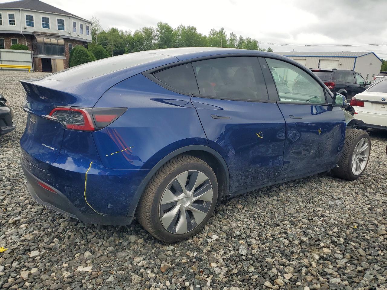 2021 Tesla Model Y Синий vin: 5YJYGAEE0MF179642