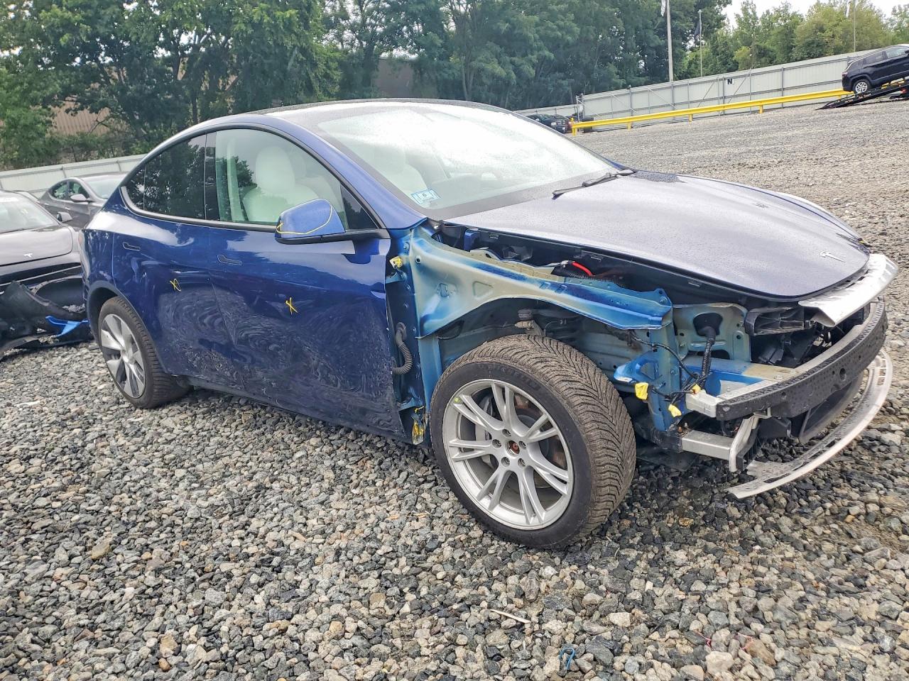 2021 Tesla Model Y Синий vin: 5YJYGAEE0MF179642