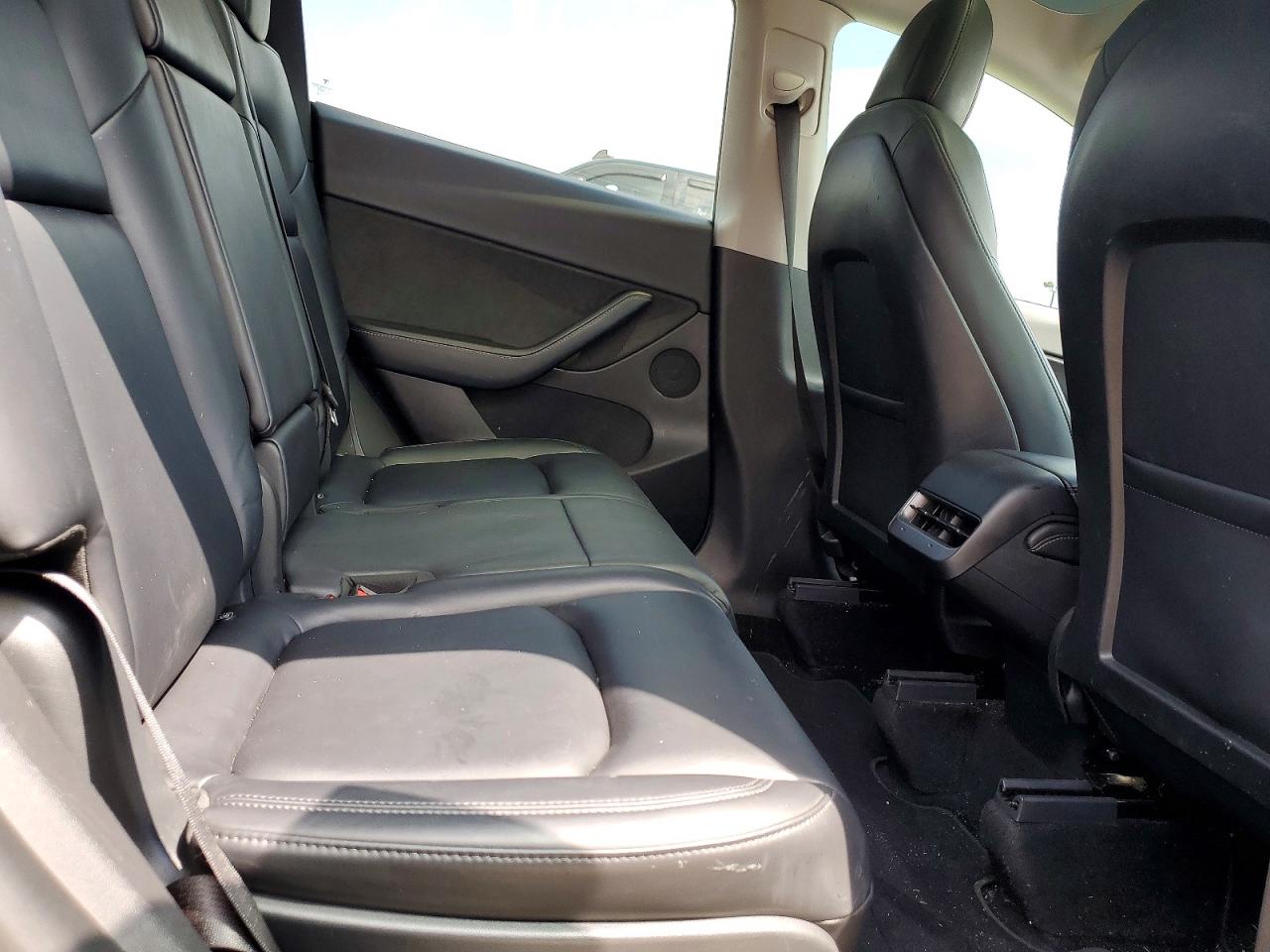 2021 Tesla Model Y Blue vin: 5YJYGAEE9MF284454