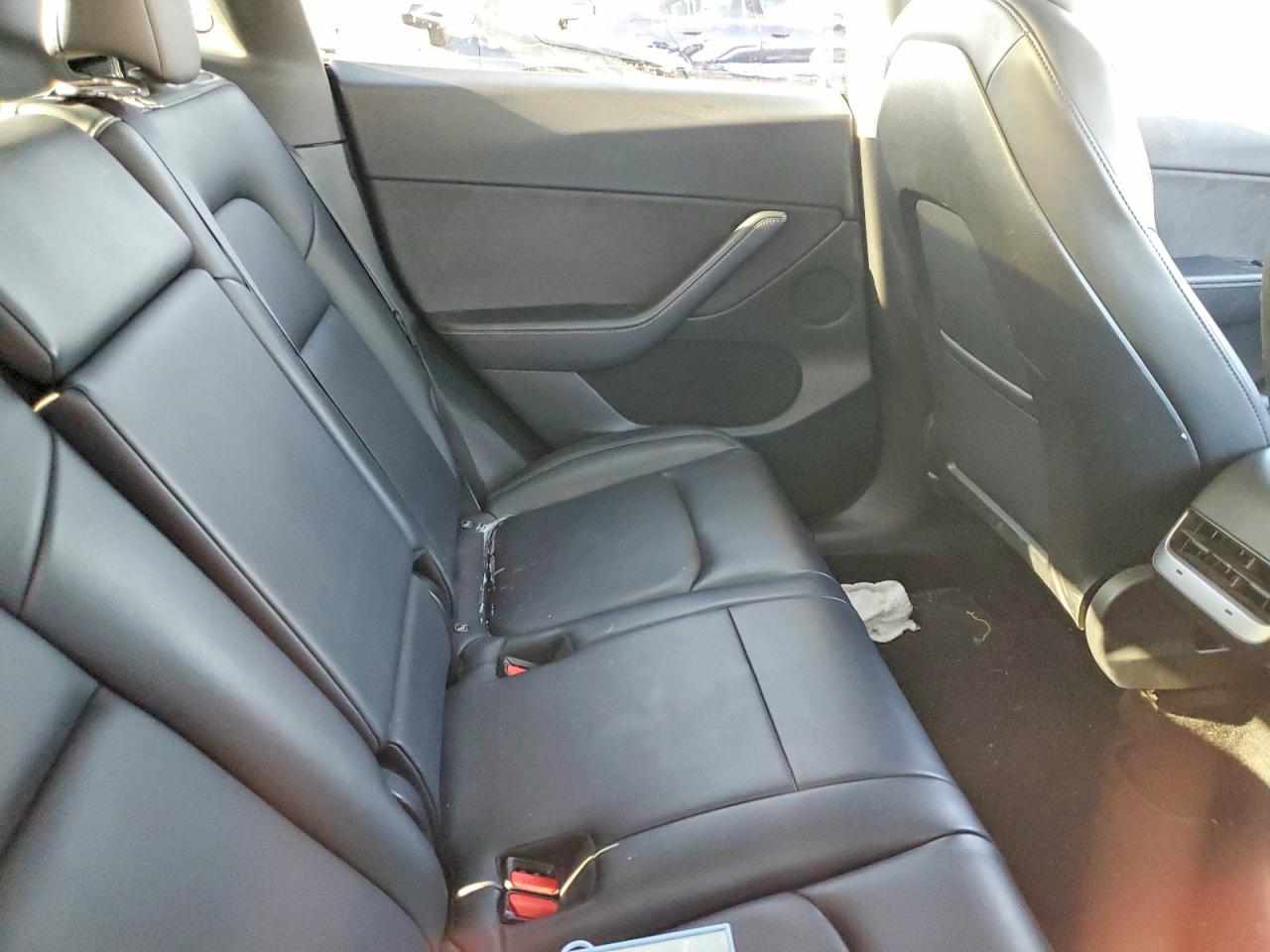 2021 Tesla Model Y Charcoal vin: 5YJYGDEE1MF183121