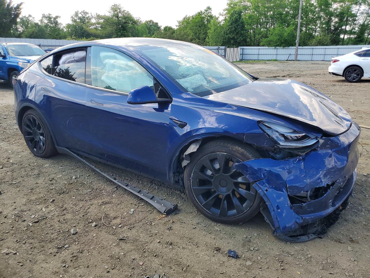 2021 Tesla Model Y Blue vin: 5YJYGDEE2MF061593