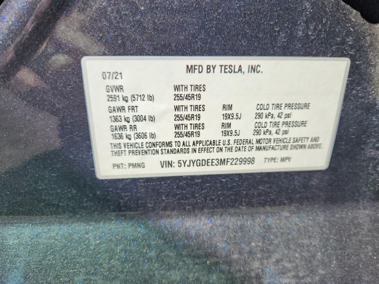 2021 Tesla Model Y Серый vin: 5YJYGDEE3MF229998
