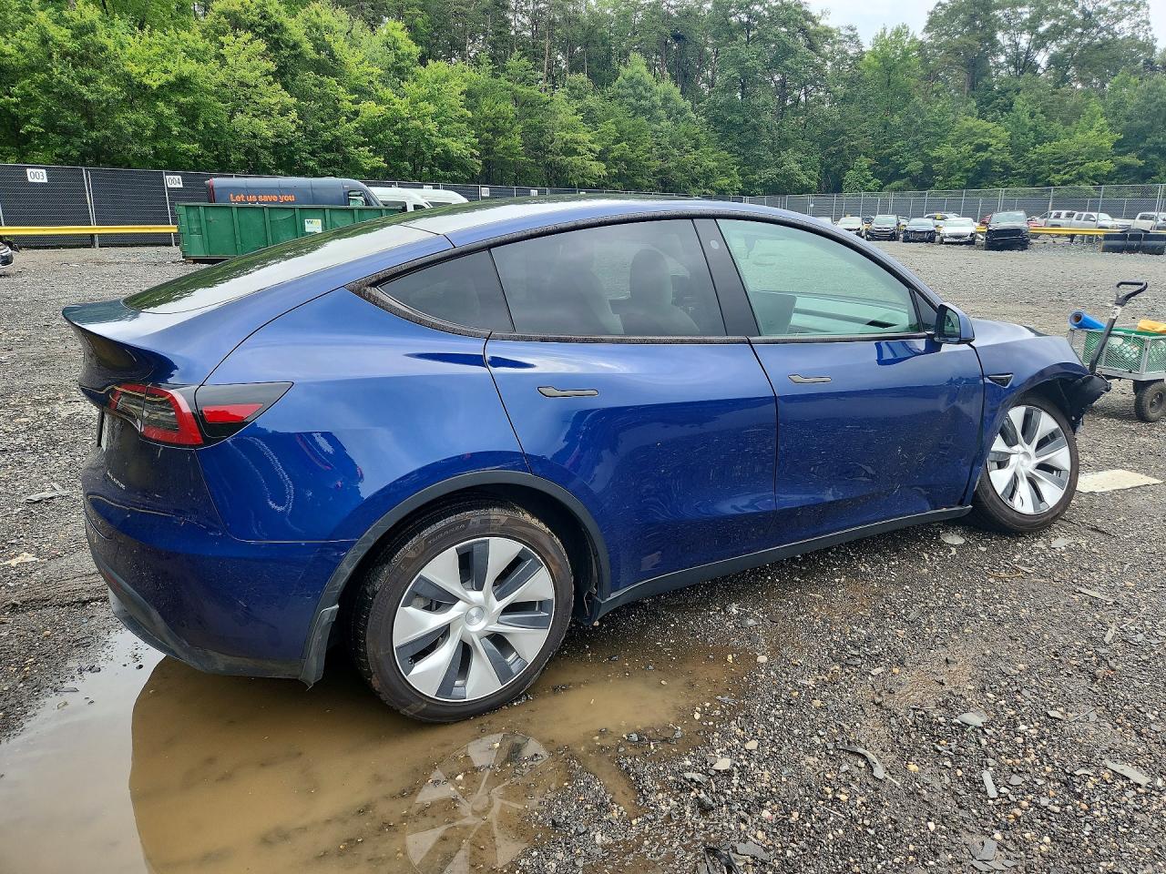 2021 Tesla Model Y Blue vin: 5YJYGDEE3MF303680