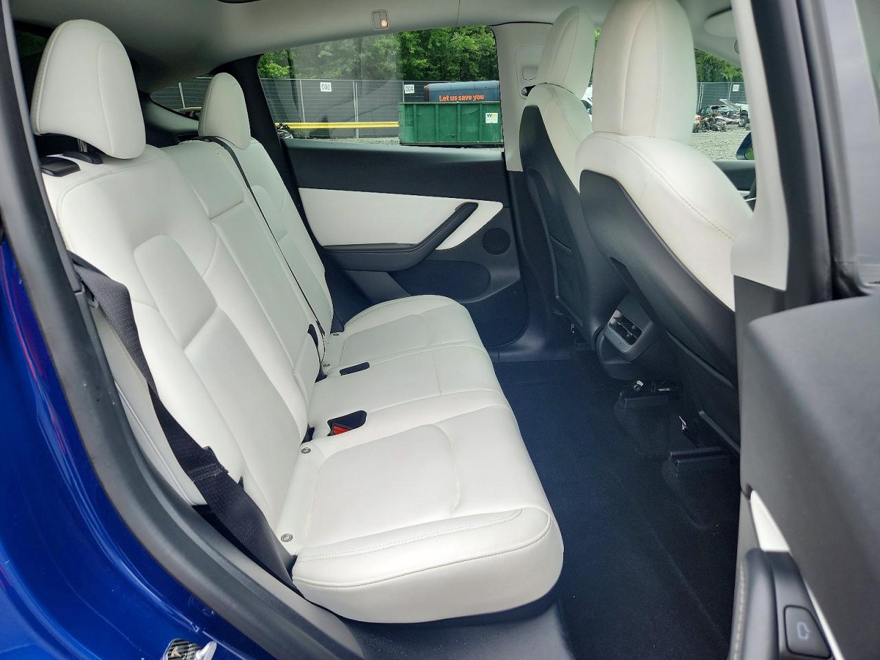 2021 Tesla Model Y Blue vin: 5YJYGDEE3MF303680