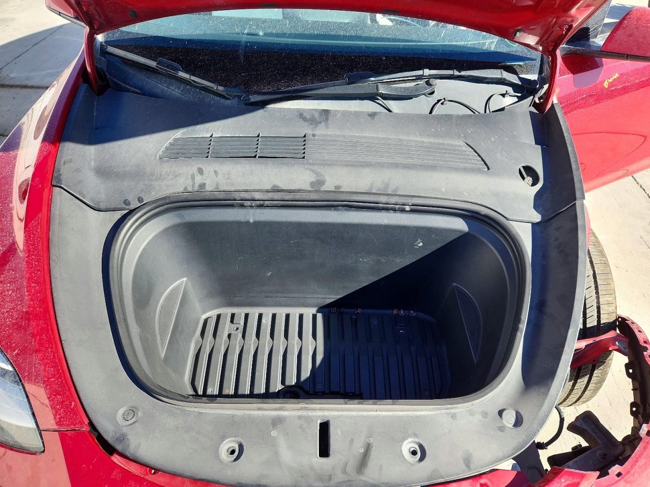 2021 Tesla Model Y Red vin: 5YJYGDEE4MF216273