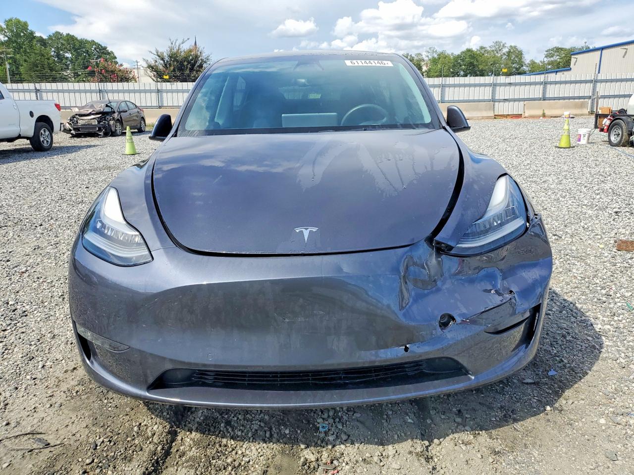 2021 Tesla Model Y Серый vin: 5YJYGDEE6MF093589