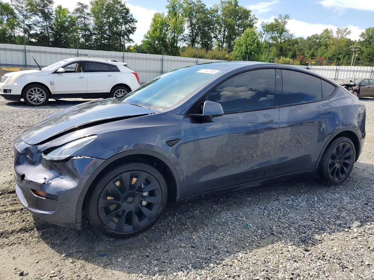 2021 Tesla Model Y Серый vin: 5YJYGDEE6MF093589