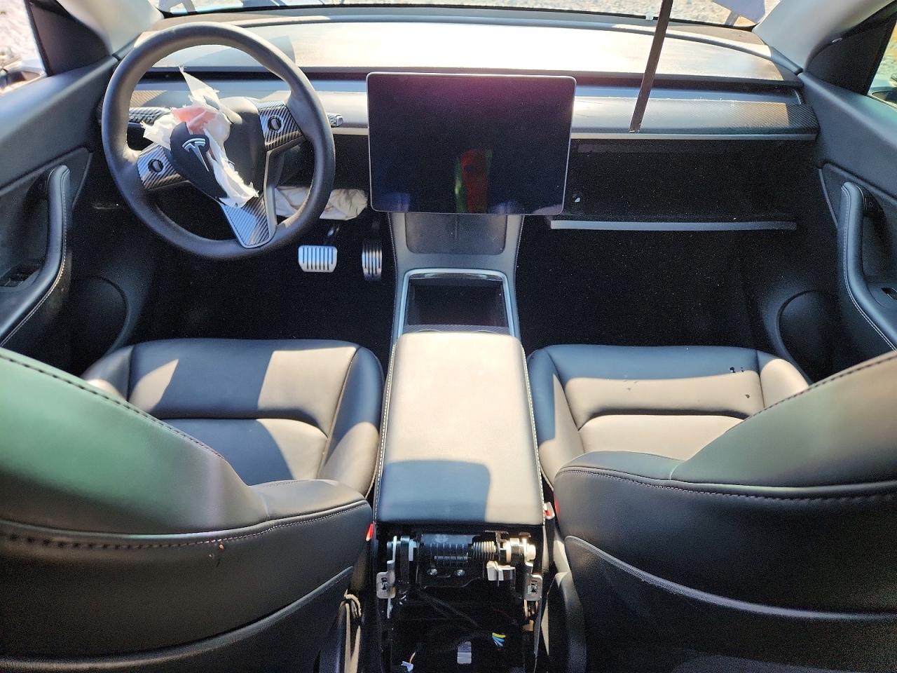 2021 Tesla Model Y Blue vin: 5YJYGDEE6MF141236