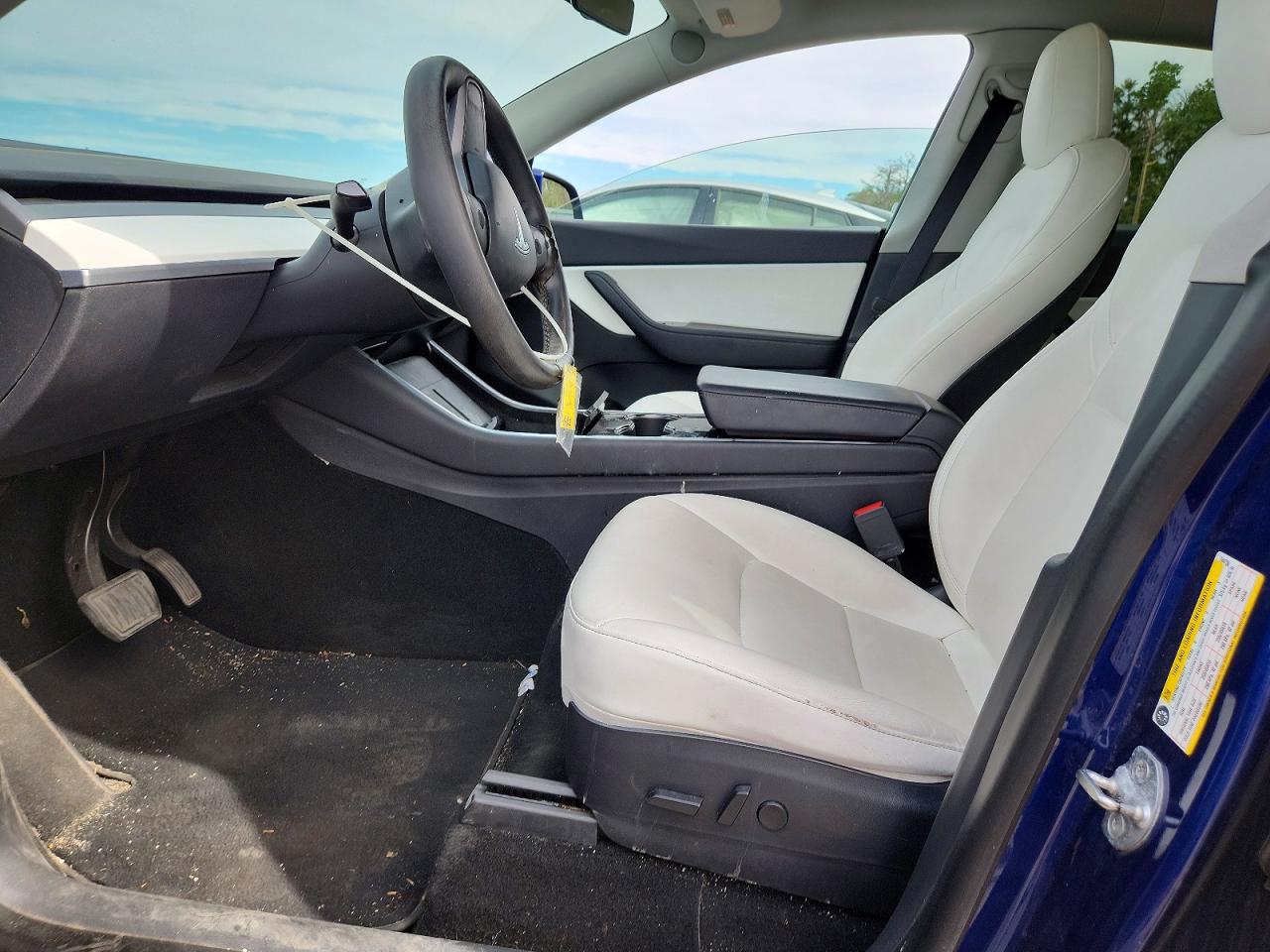 2020 Tesla Model Y Синий vin: 5YJYGDEE9LF044756