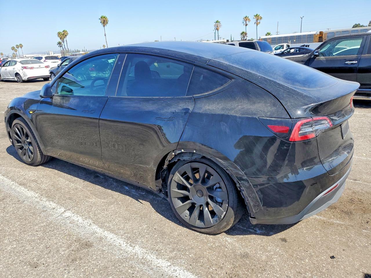 2020 Tesla Model Y Black vin: 5YJYGDEEXLF016240