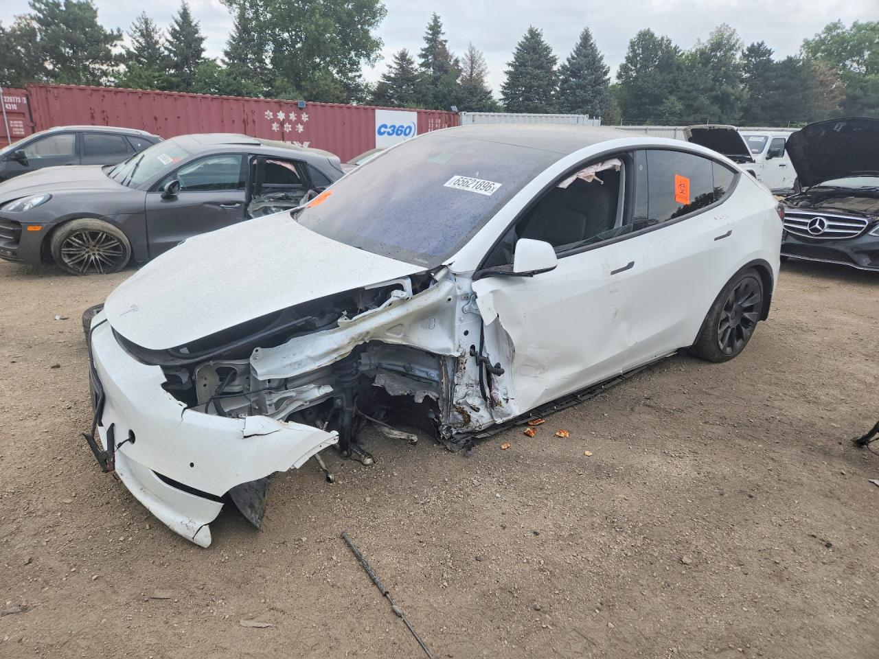 2021 Tesla Model Y Белый vin: 5YJYGDEEXMF299949