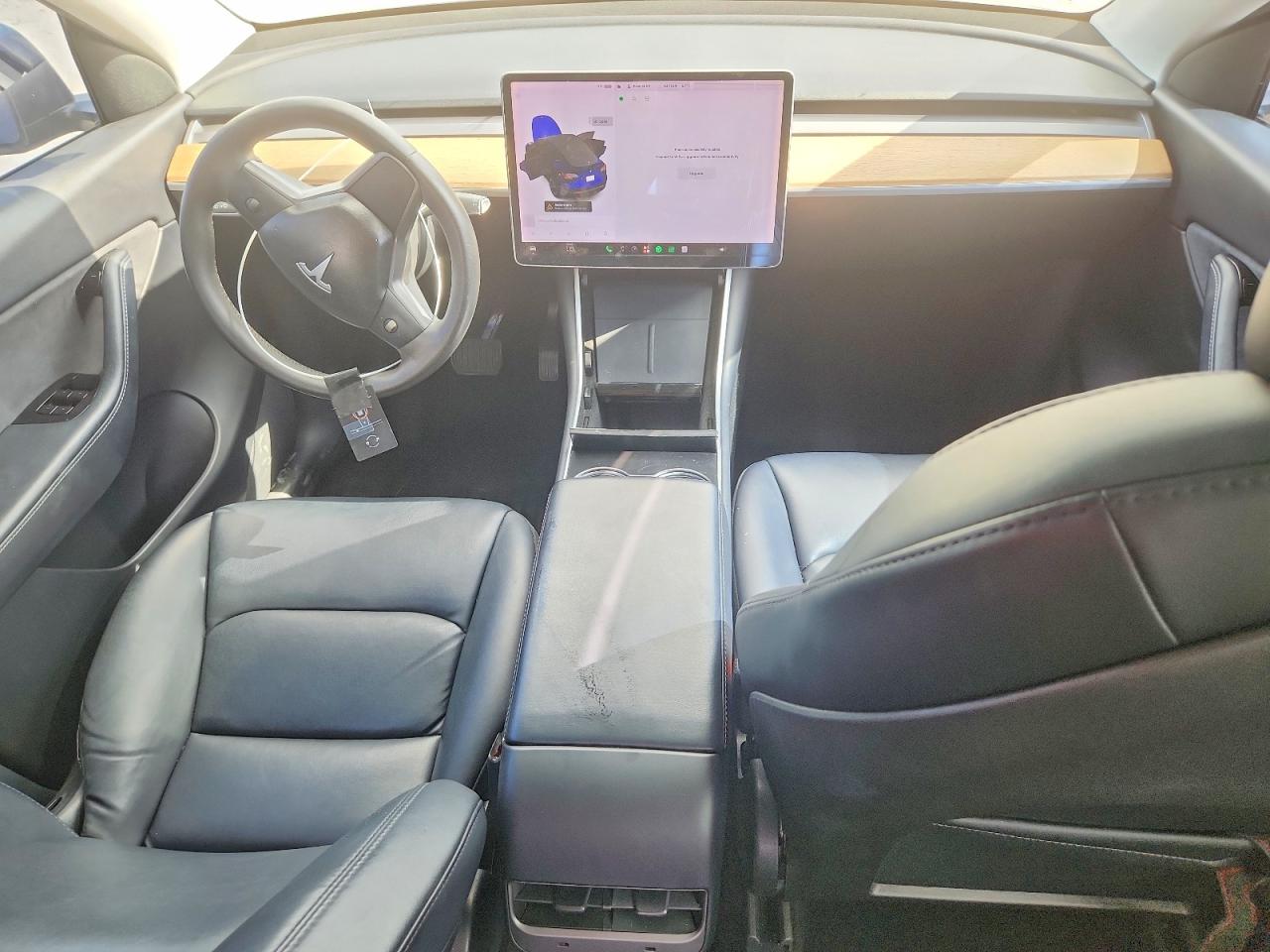 2020 Tesla Model Y Blue vin: 5YJYGDEF1LF000470