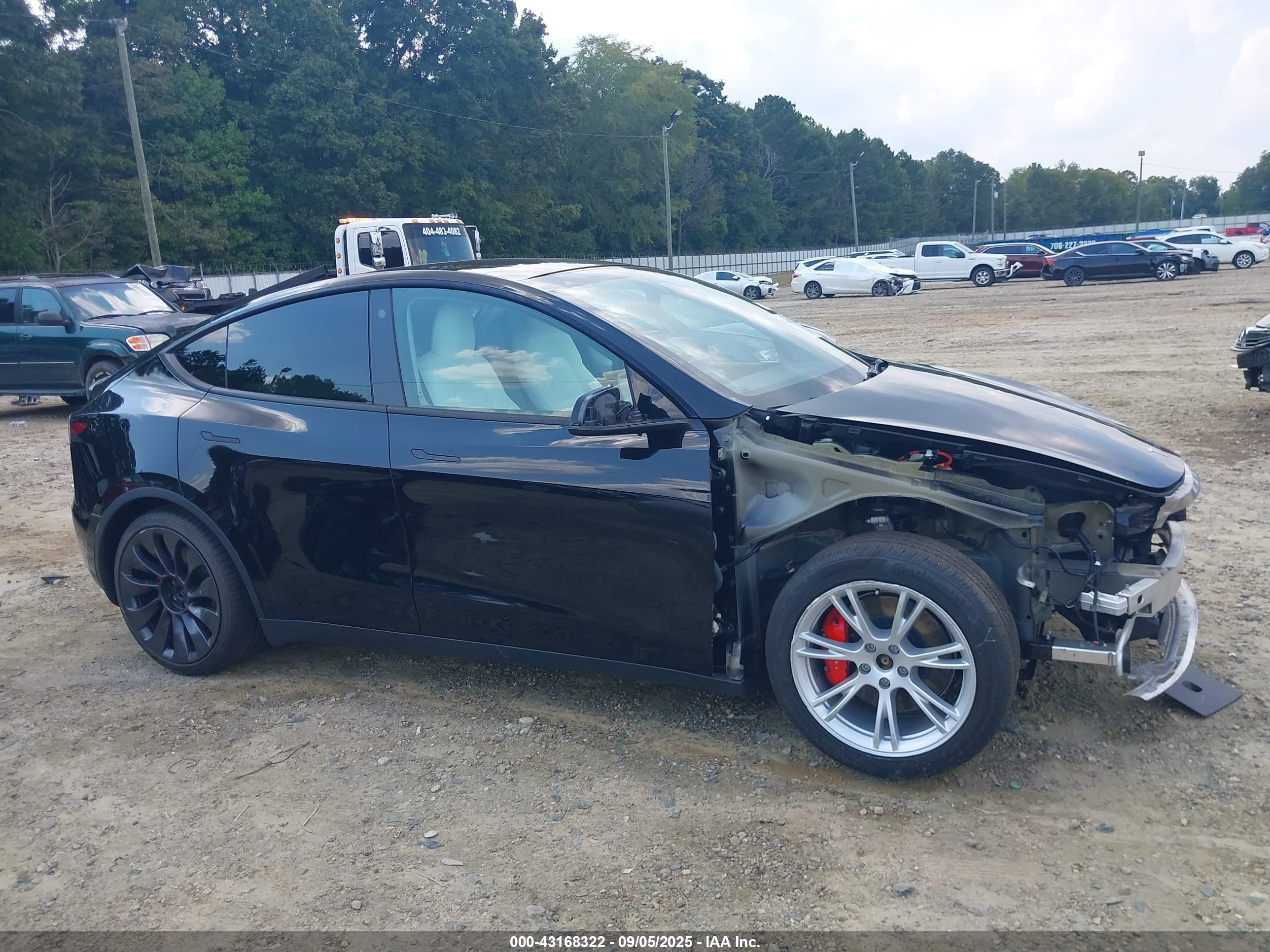 2021 Tesla Model Y Performance Dual Motor All-wheel Drive Black vin: 5YJYGDEF1MF121694