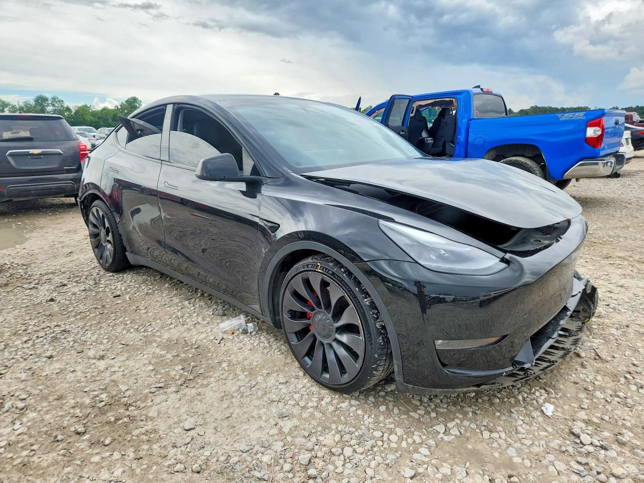 2021 Tesla Model Y Черный vin: 5YJYGDEF7MF202067