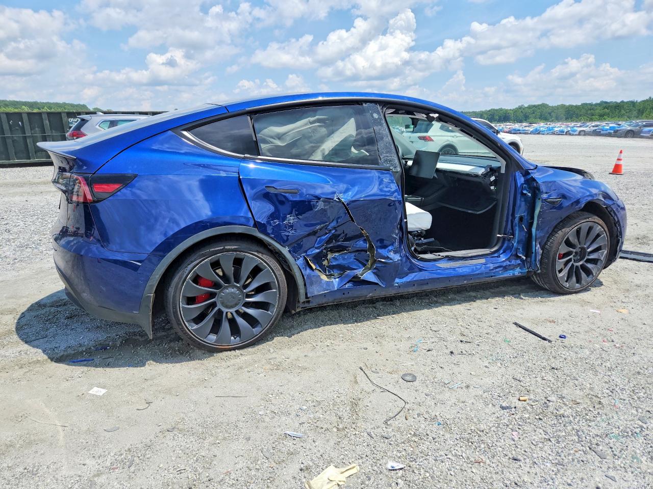 2021 Tesla Model Y Blue vin: 5YJYGDEF9MF264604