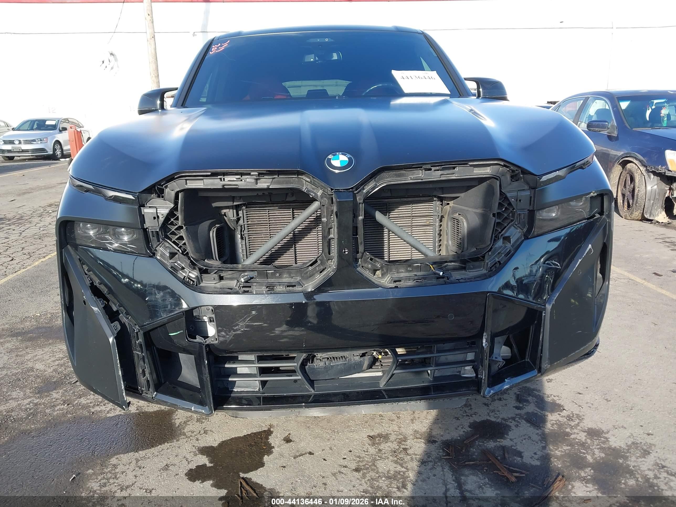 2024 Bmw Xm   Black vin: 5YM23CS05R9V95085