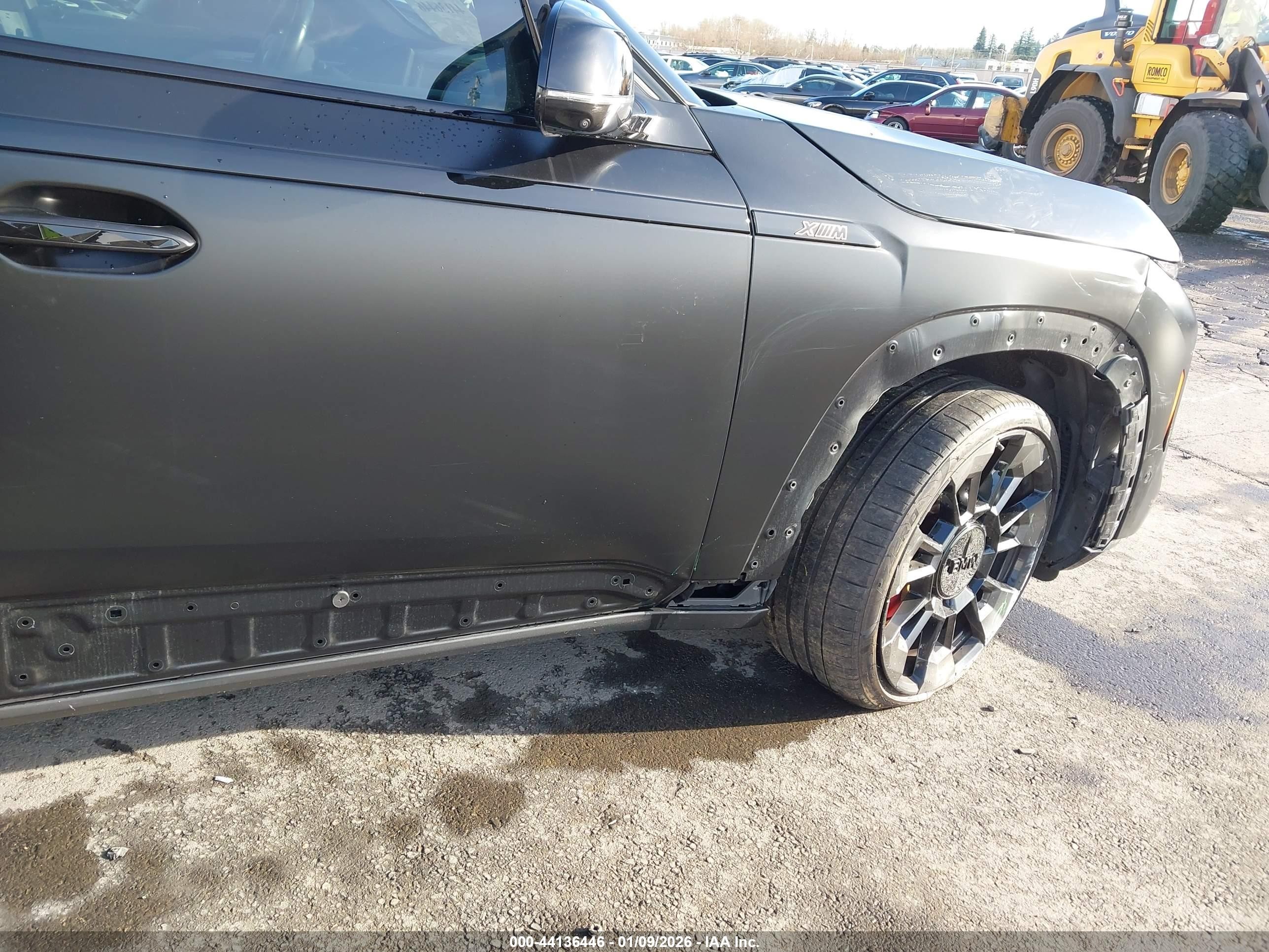 2024 Bmw Xm   Black vin: 5YM23CS05R9V95085