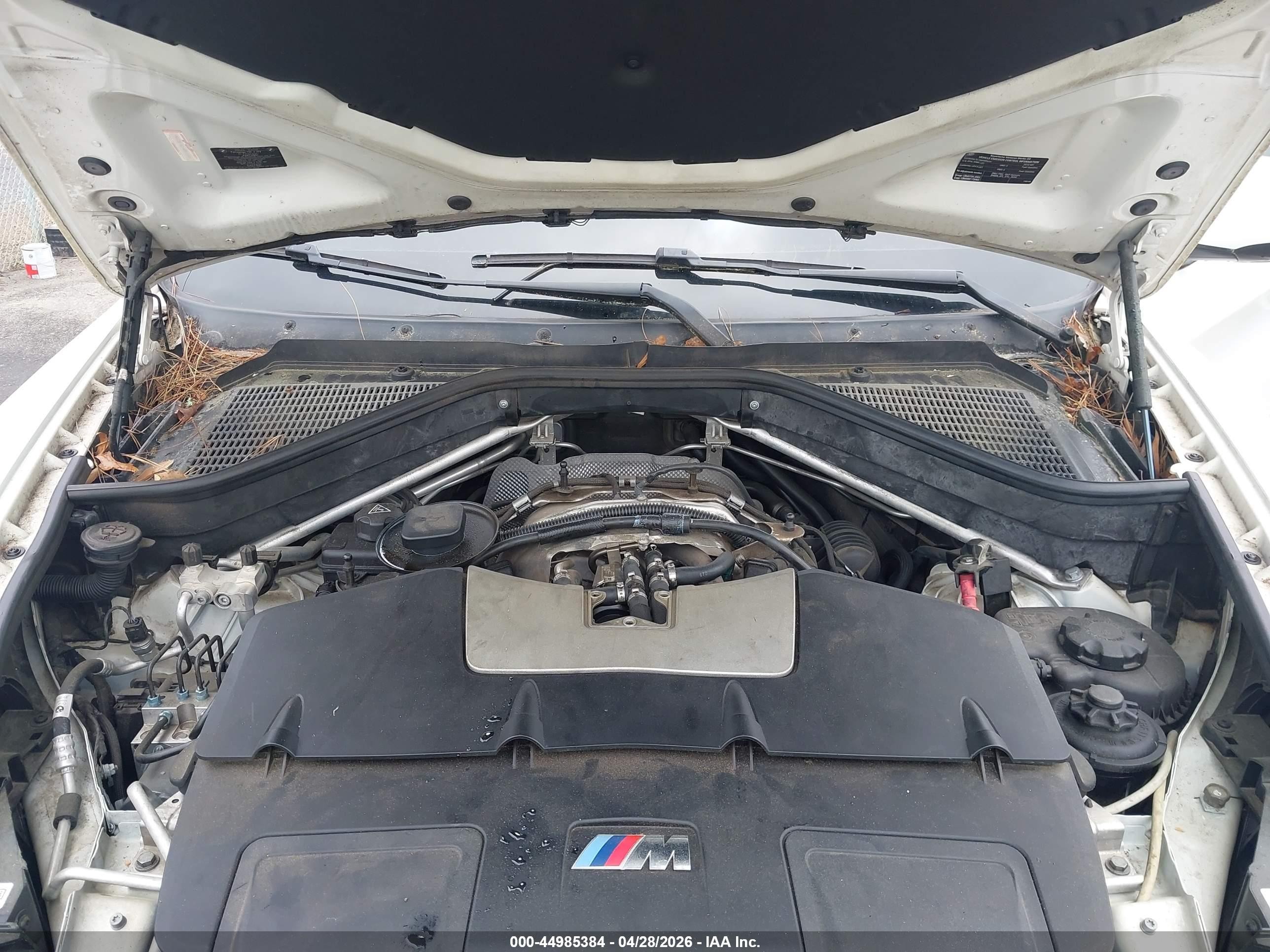 2012 Bmw X6 M   White vin: 5YMGZ0C53CLL29555