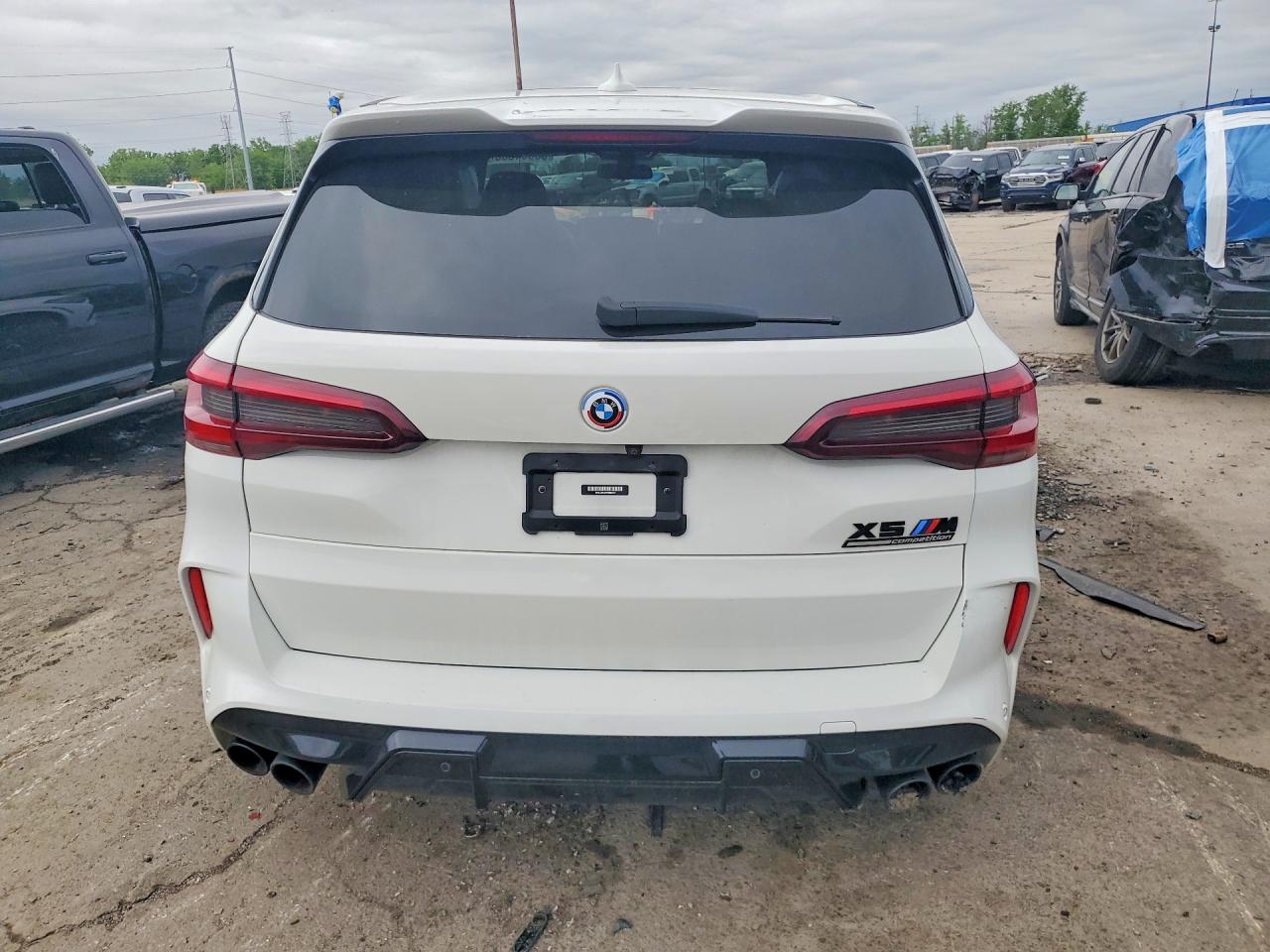 2023 Bmw X5 M White vin: 5YMJU0C05P9N62381