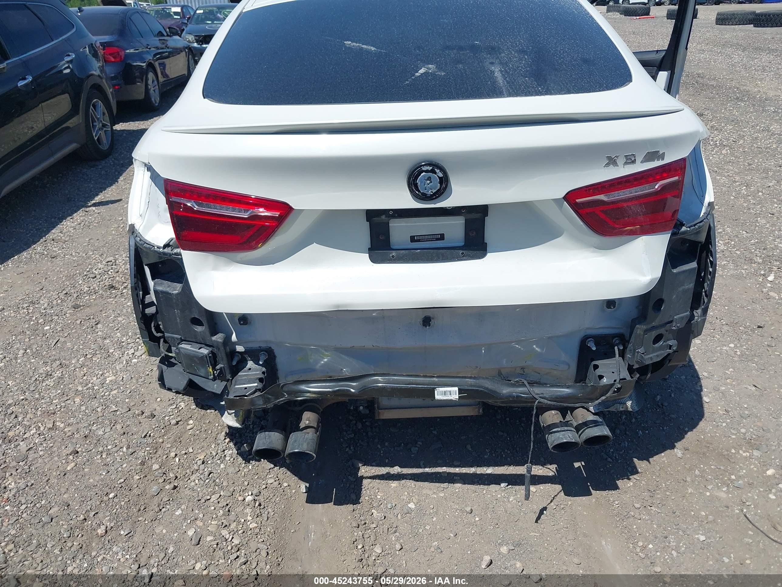 2017 Bmw X6 M White vin: 5YMKW8C39H0U72048