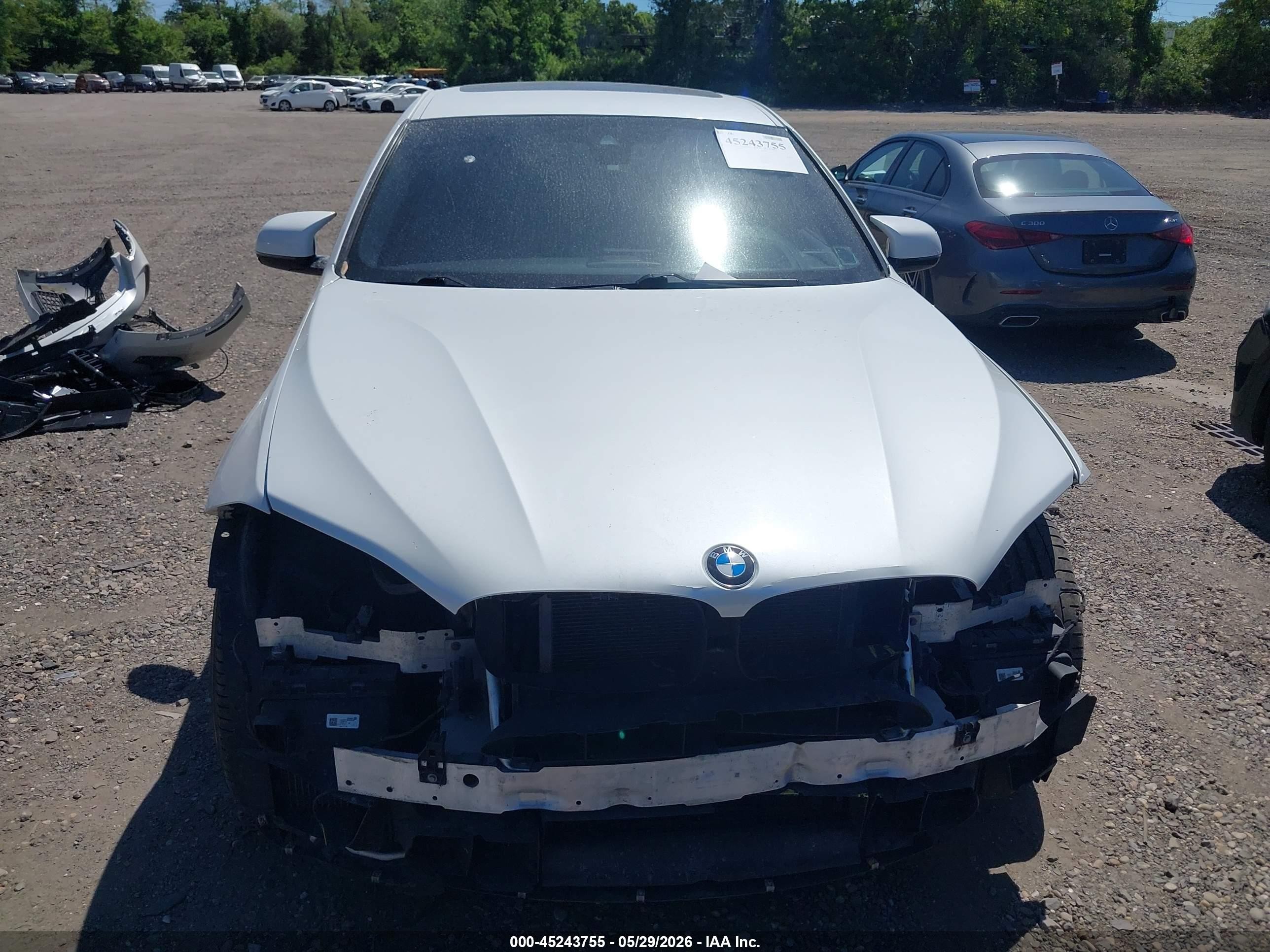 2017 Bmw X6 M White vin: 5YMKW8C39H0U72048