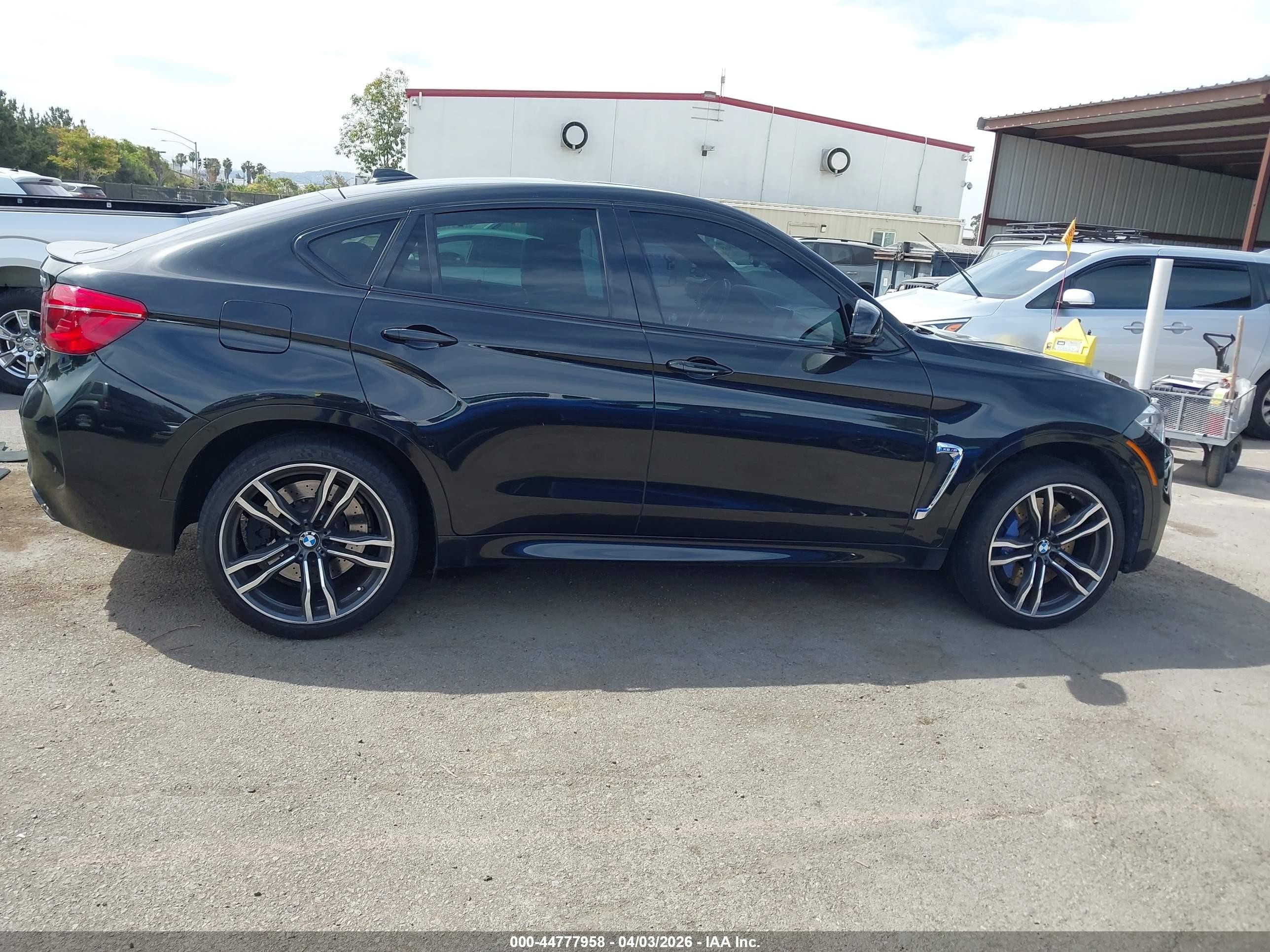 2015 Bmw X6 M   Black vin: 5YMKW8C55F0R42784