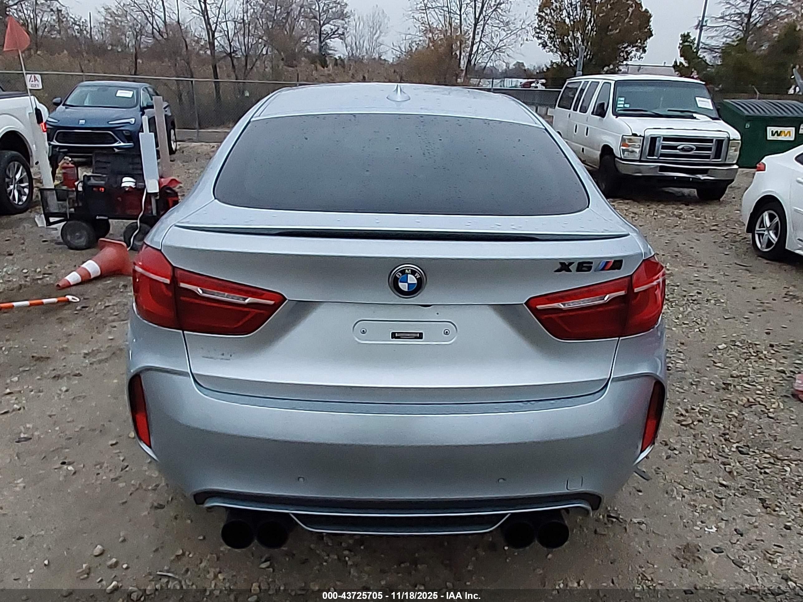 2015 Bmw X6 M   Silver vin: 5YMKW8C56F0R42728