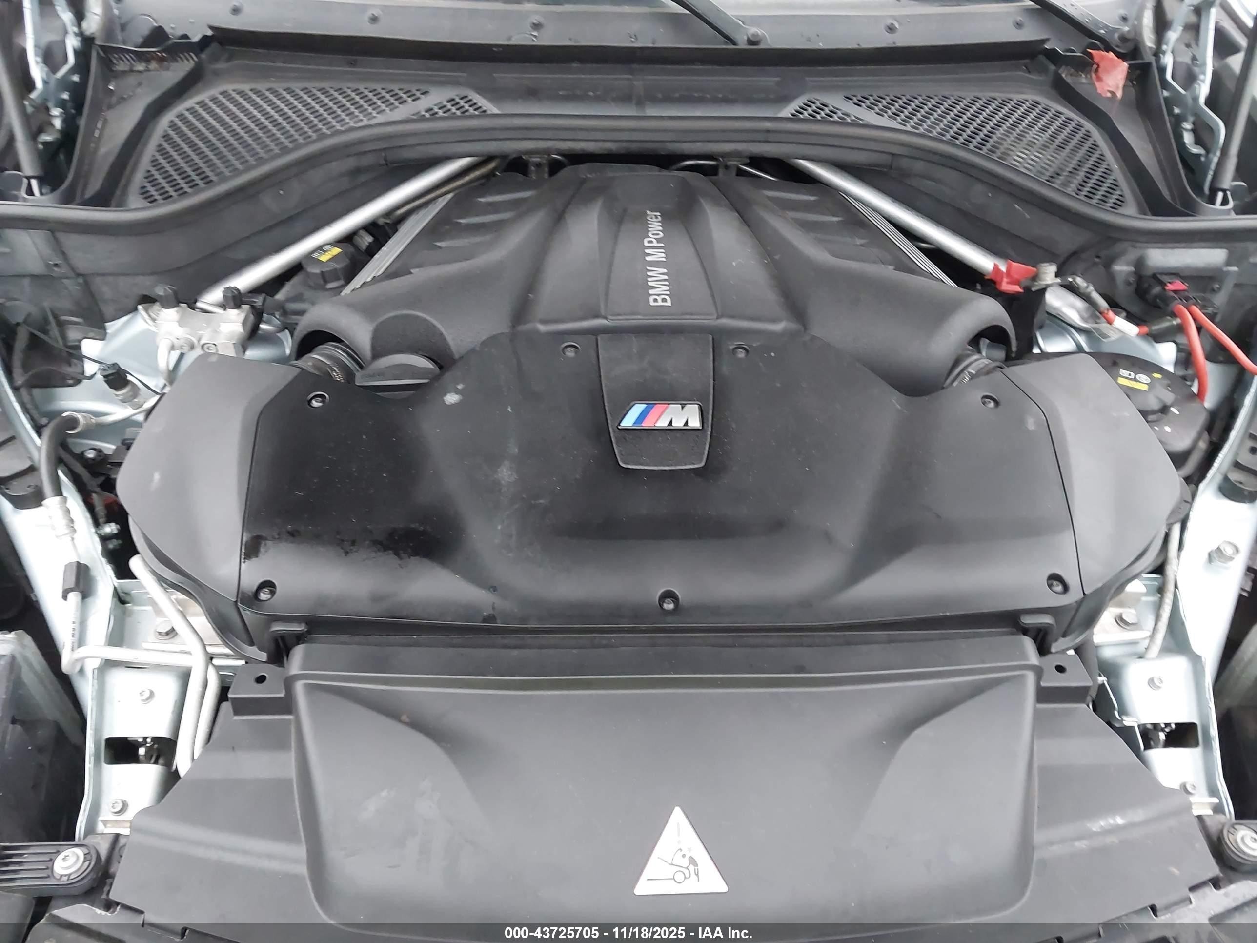2015 Bmw X6 M   Silver vin: 5YMKW8C56F0R42728