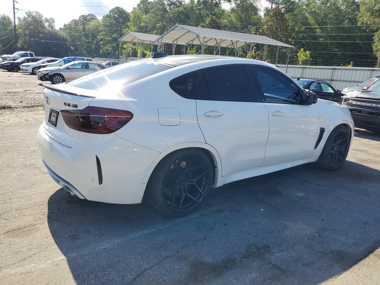 2015 Bmw X6 M Белый vin: 5YMKW8C57F0R42754