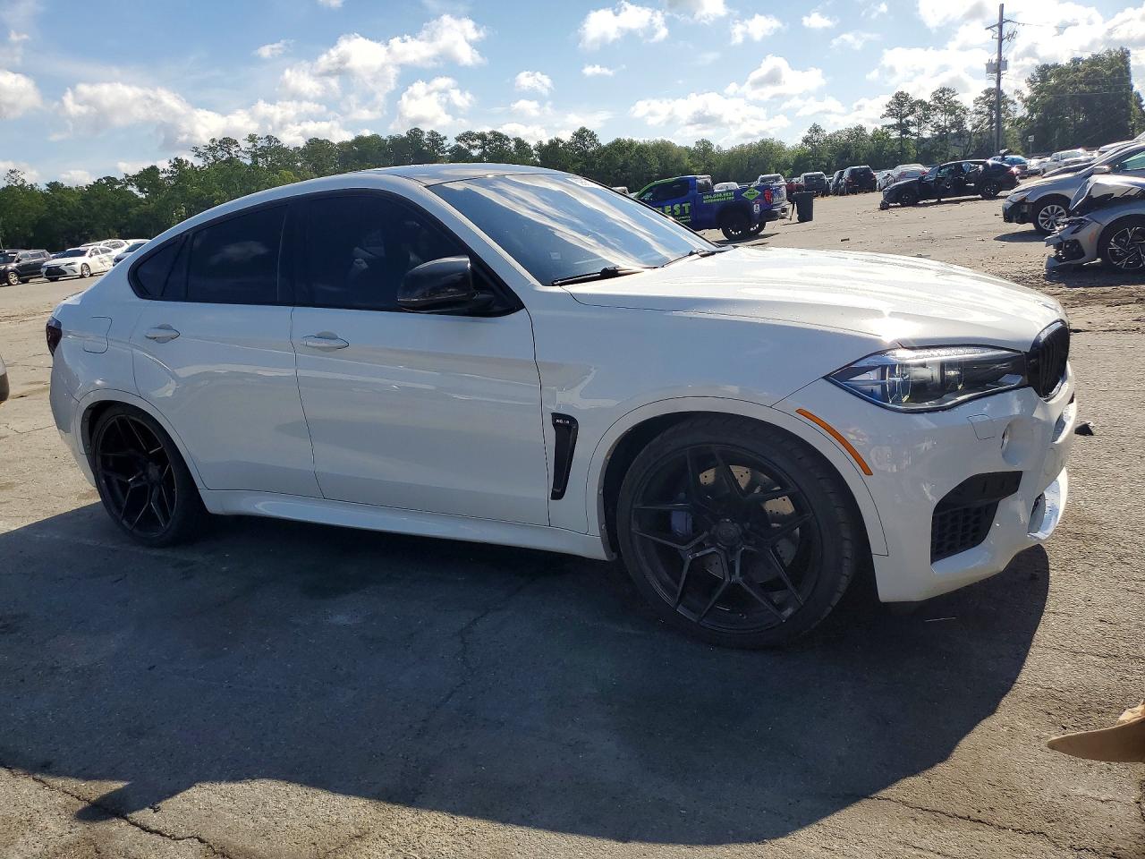 2015 Bmw X6 M Белый vin: 5YMKW8C57F0R42754