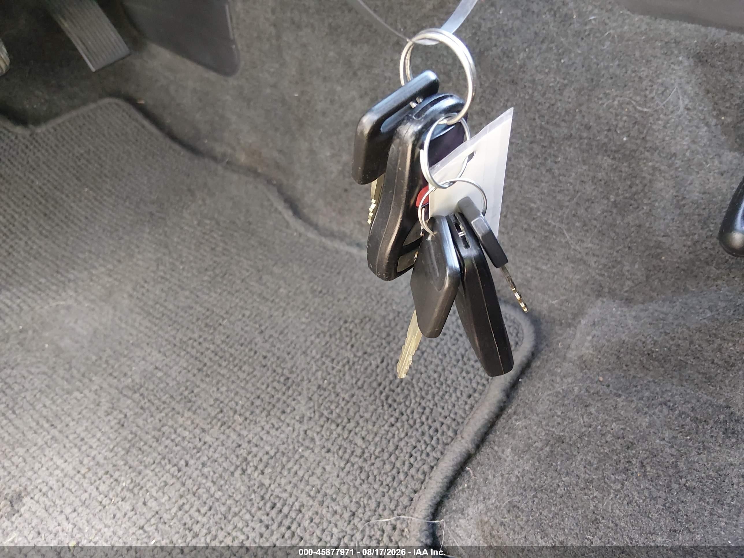 2010 Suzuki Equator Sport Silver vin: 5Z61D0ER5AC432634
