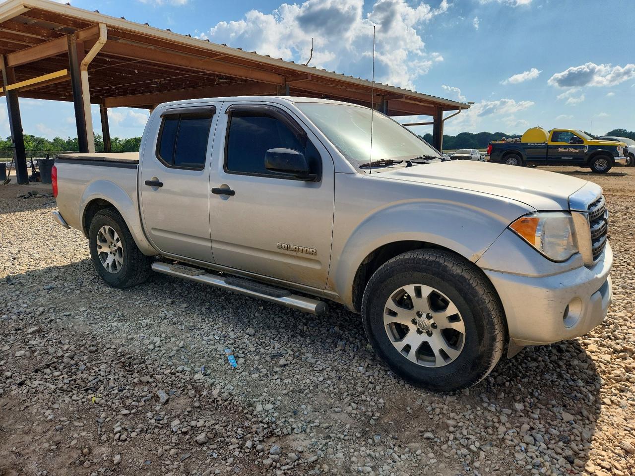2011 Suzuki Equator Sport Silver vin: 5Z61D0ER9BC426398