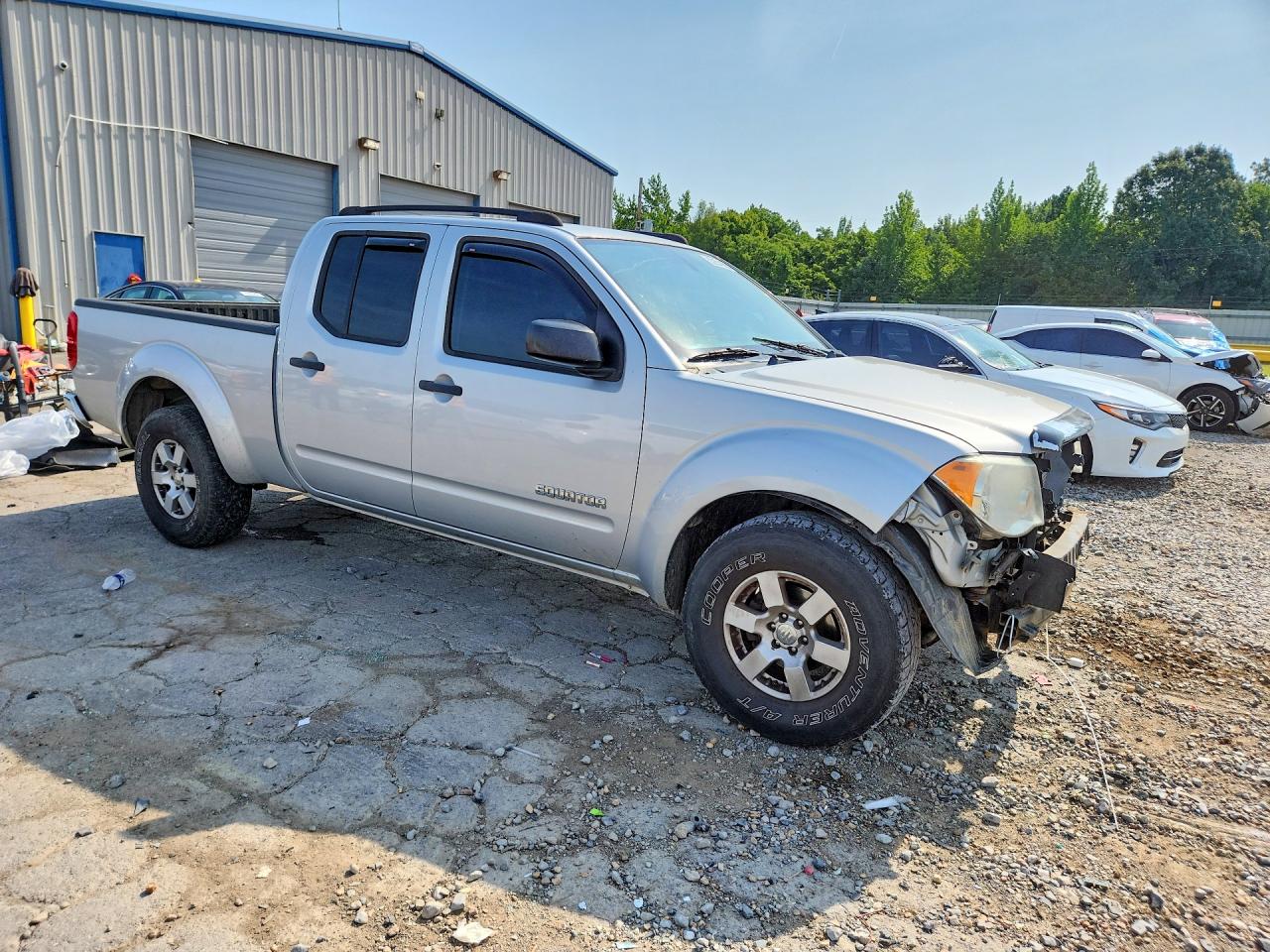 2011 Suzuki Equator Sport Серебряный vin: 5Z61D0FV9BC433847
