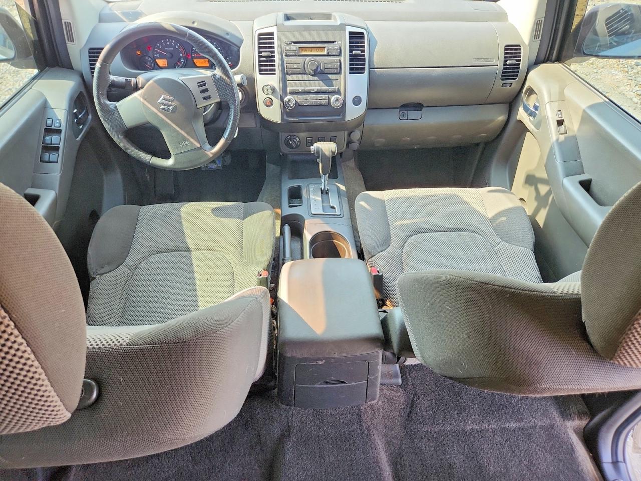 2011 Suzuki Equator Sport Серебряный vin: 5Z61D0FV9BC433847