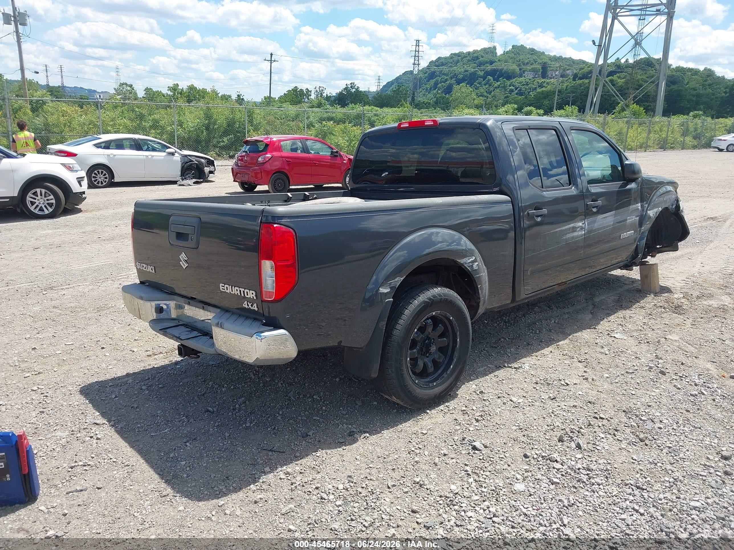 2010 Suzuki Equator Sport Gray vin: 5Z61D0FVXAC422497