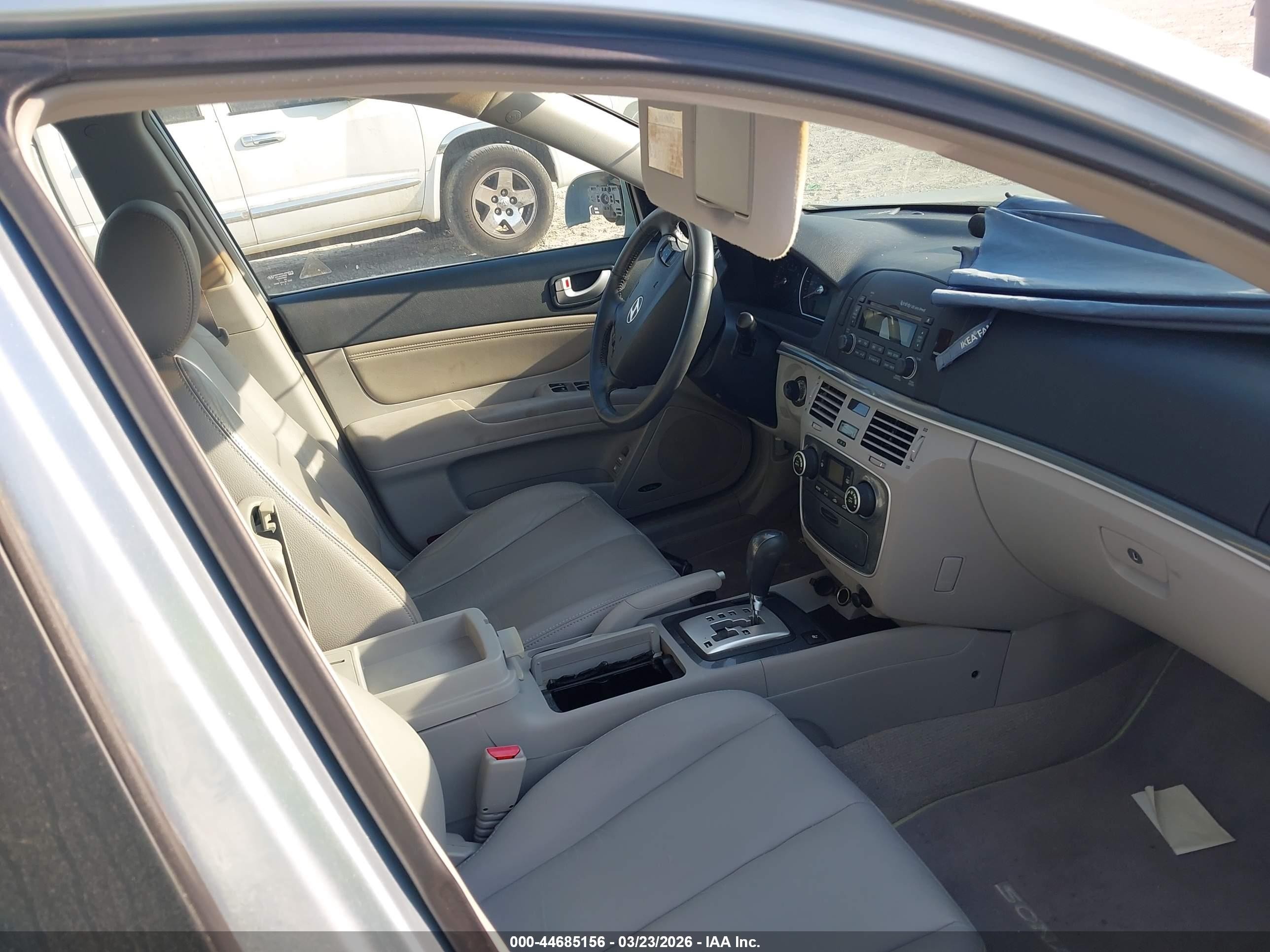 2008 Hyundai Sonata Limited/se Blue vin: 5npeu46c98h361566