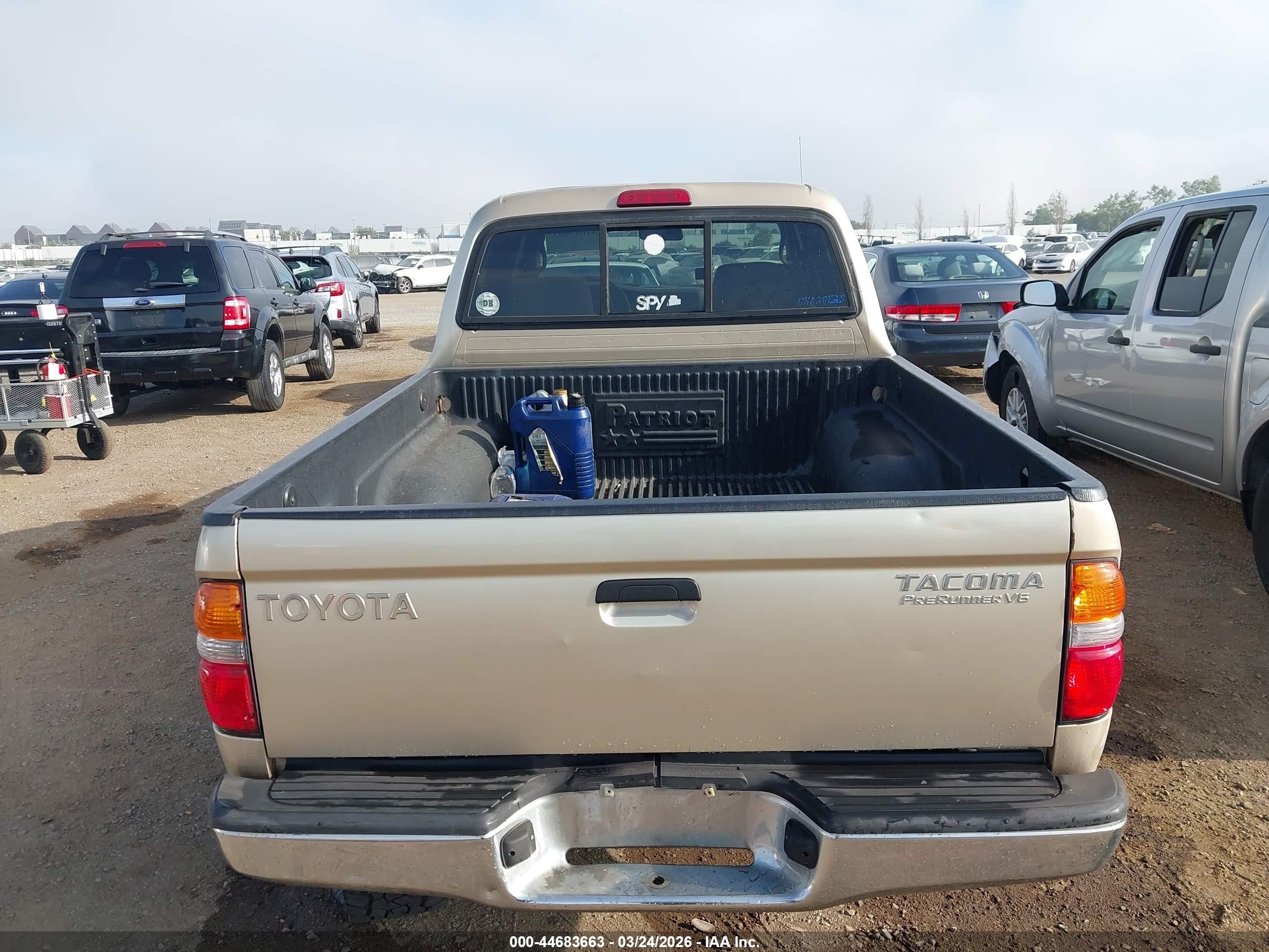 2003 Toyota Tacoma Prerunner V6 Золотой vin: 5tegn92n73z153248