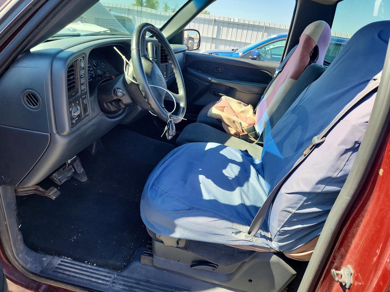 2000 Chevrolet Silverado K1500 Red vin: 1GCEK14T6YZ151992