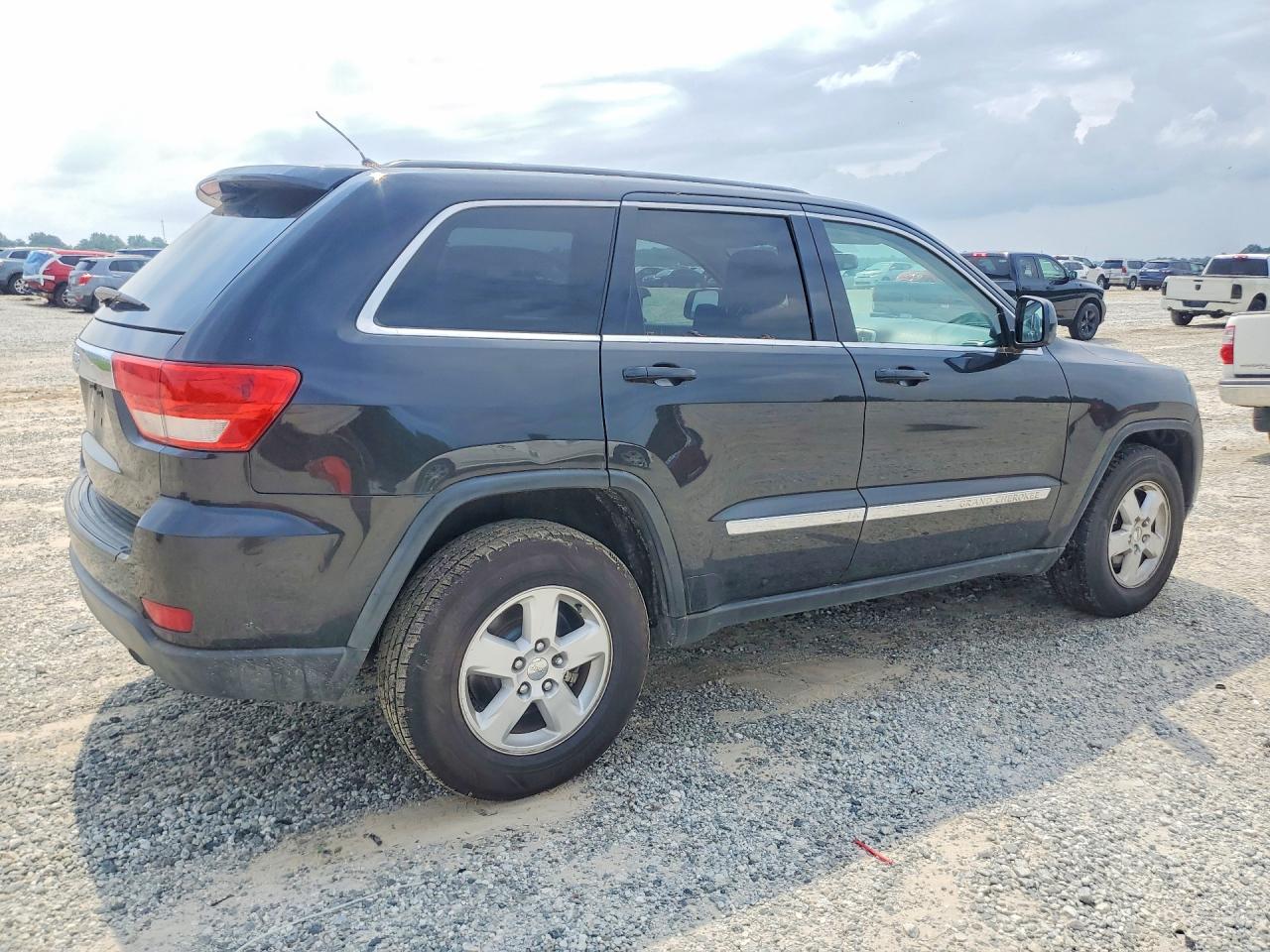 2013 Jeep Grand Cherokee Laredo Black vin: 1C4RJEAG3DC504074