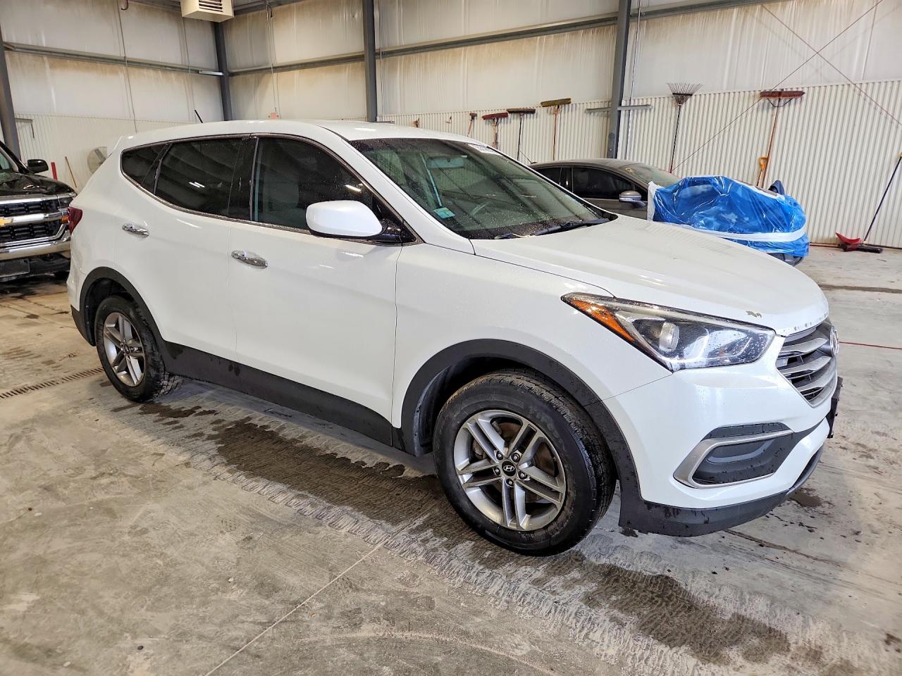 2018 Hyundai Santa Fe Sport 2.4l Белый vin: 5NMZTDLB7JH062872