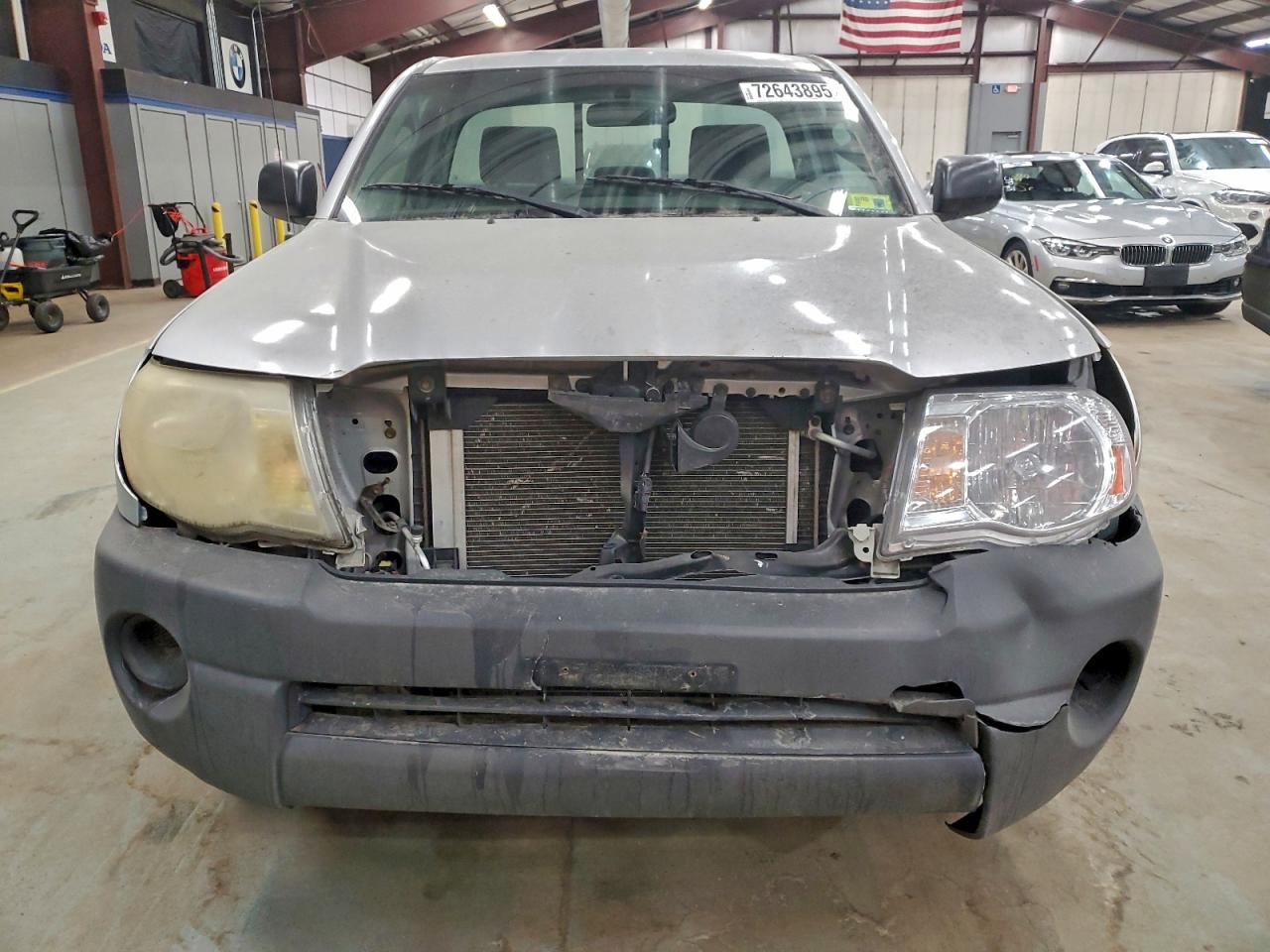 2009 Toyota Tacoma Silver vin: 5TENX22N19Z594200