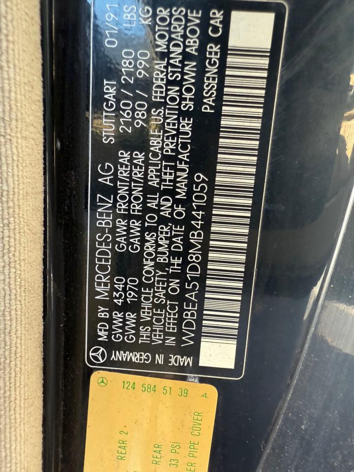 1991 Mercedes-benz 300 Ce Черный vin: WDBEA51D8MB441059
