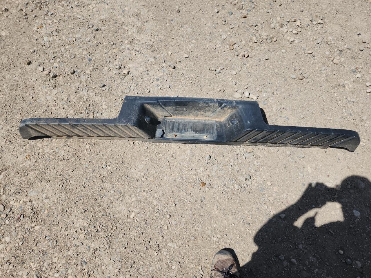 2011 Ford F150 Supercrew White vin: 1FTFW1EF8BFD31209 Damage: Rear Bumper Step Pad, Broken, Replacement Required