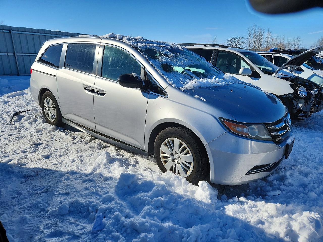2014 Honda Odyssey Lx Silver vin: 5FNRL5H28EB139058