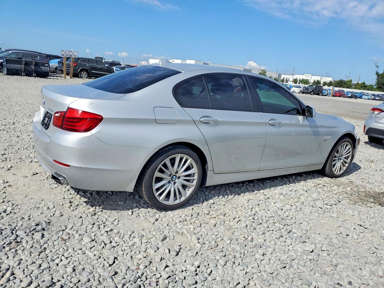 2012 Bmw 550 Xi Silver vin: WBAFU9C59CC786987